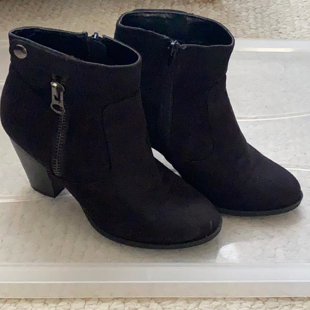 Black Heeled Boots